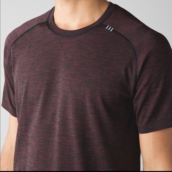 Lululemon Metal Vent Tech Shirt 